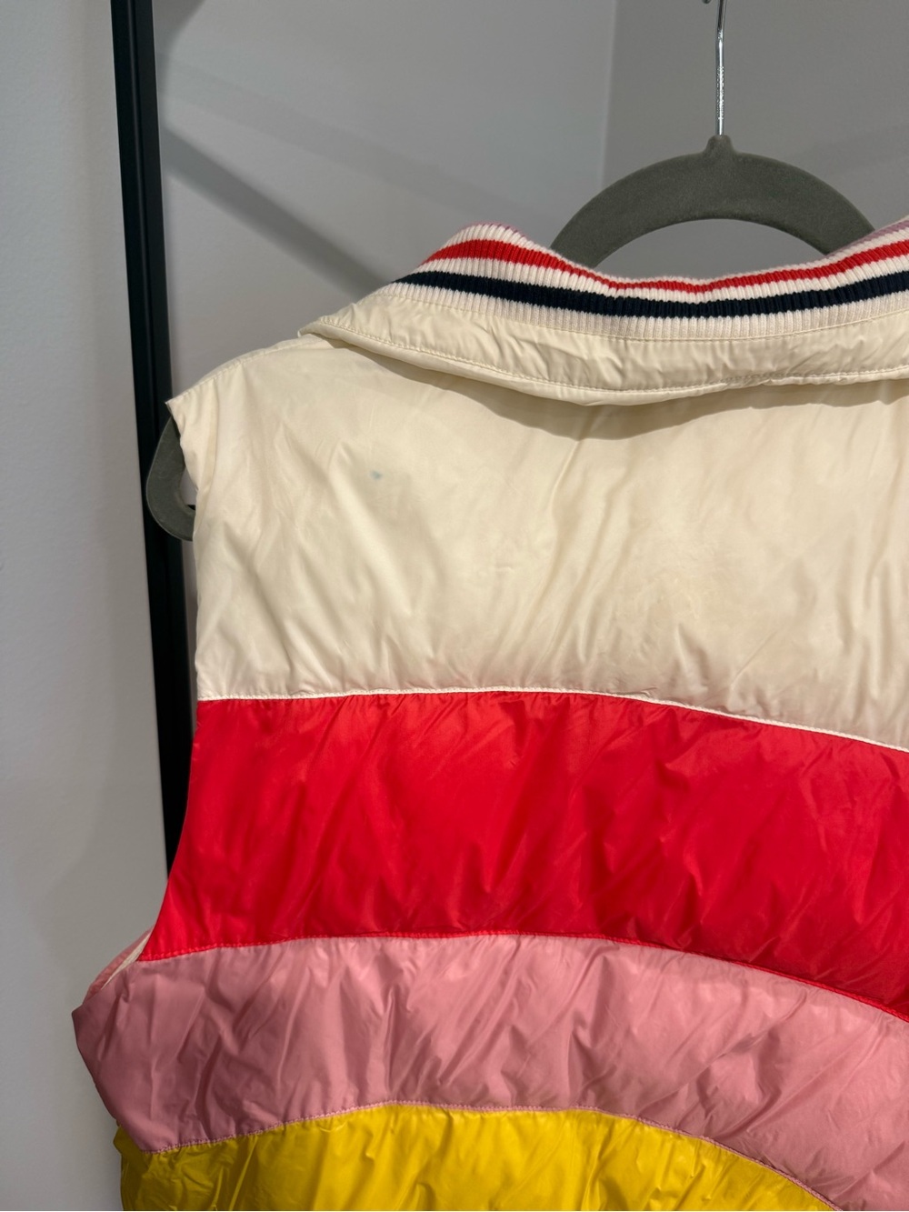 Marine Layer Archive Collection Cream Quilted Rainbow Stripe Puffer Vest - Picture 4 of 4